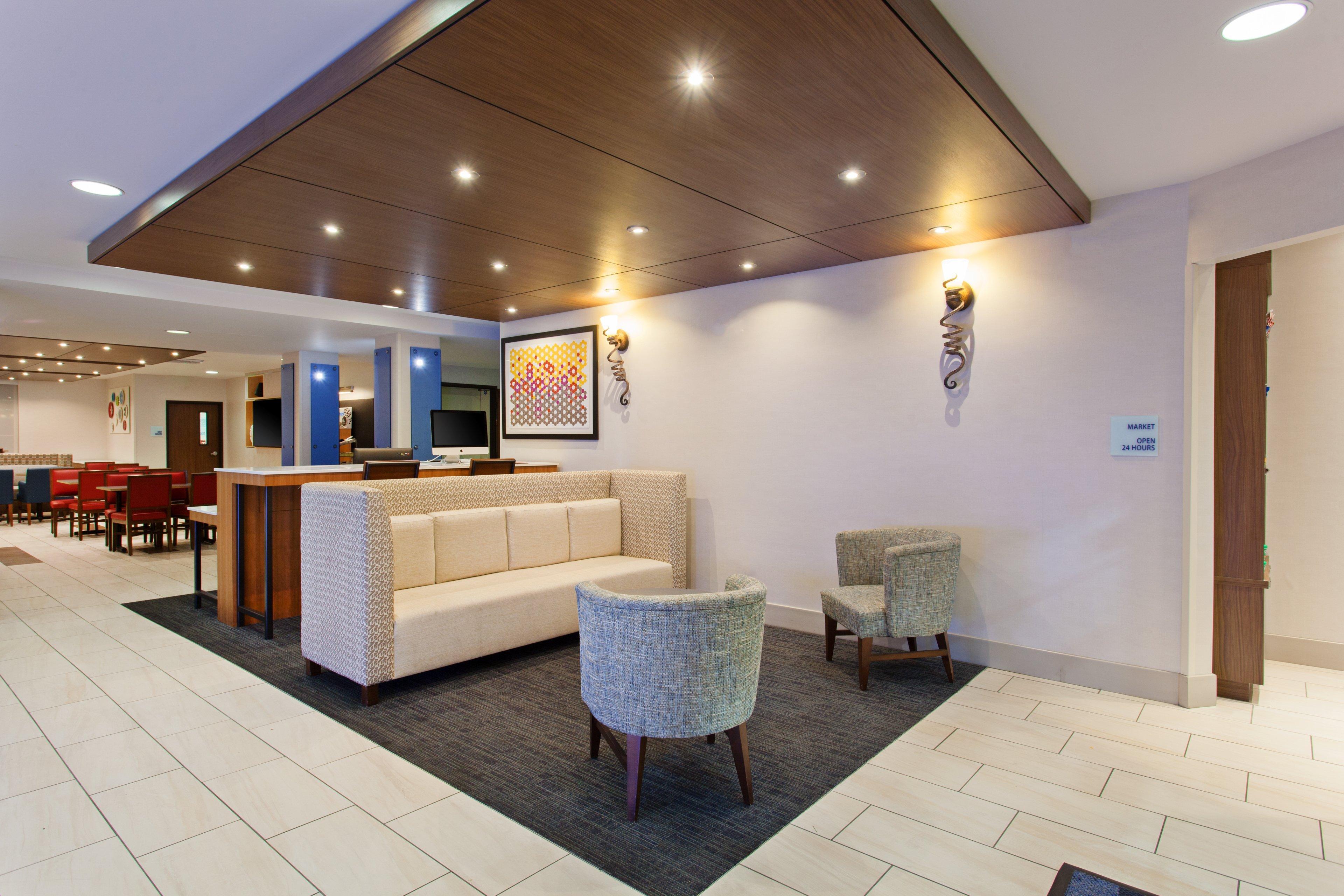 Holiday Inn Express & Suites Oakland - Airport By Ihg Dış mekan fotoğraf