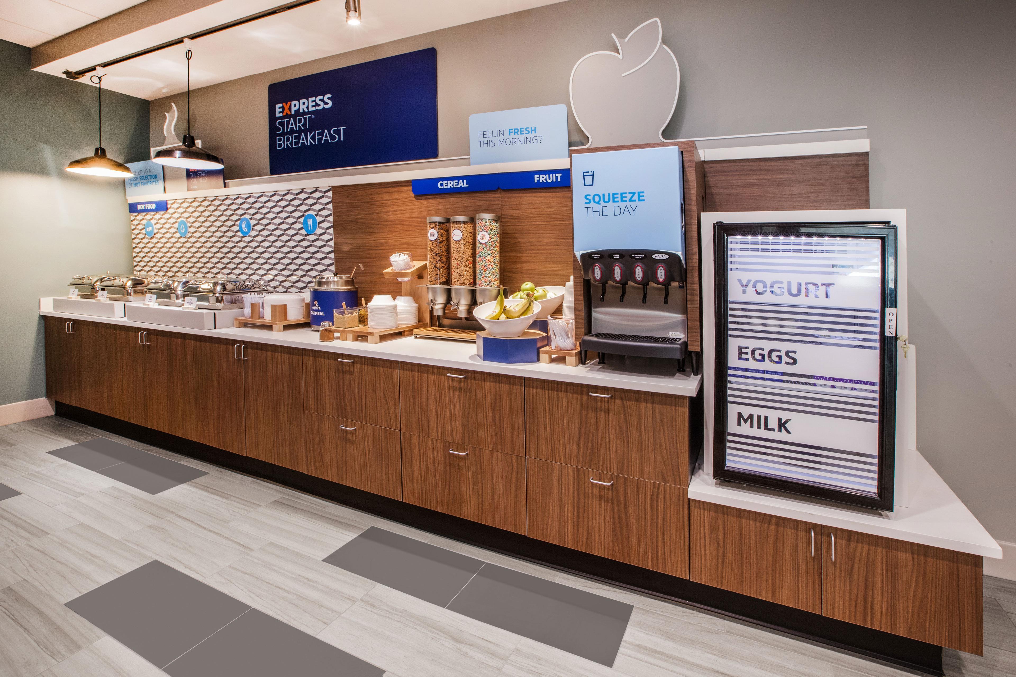 Holiday Inn Express & Suites Oakland - Airport By Ihg Dış mekan fotoğraf