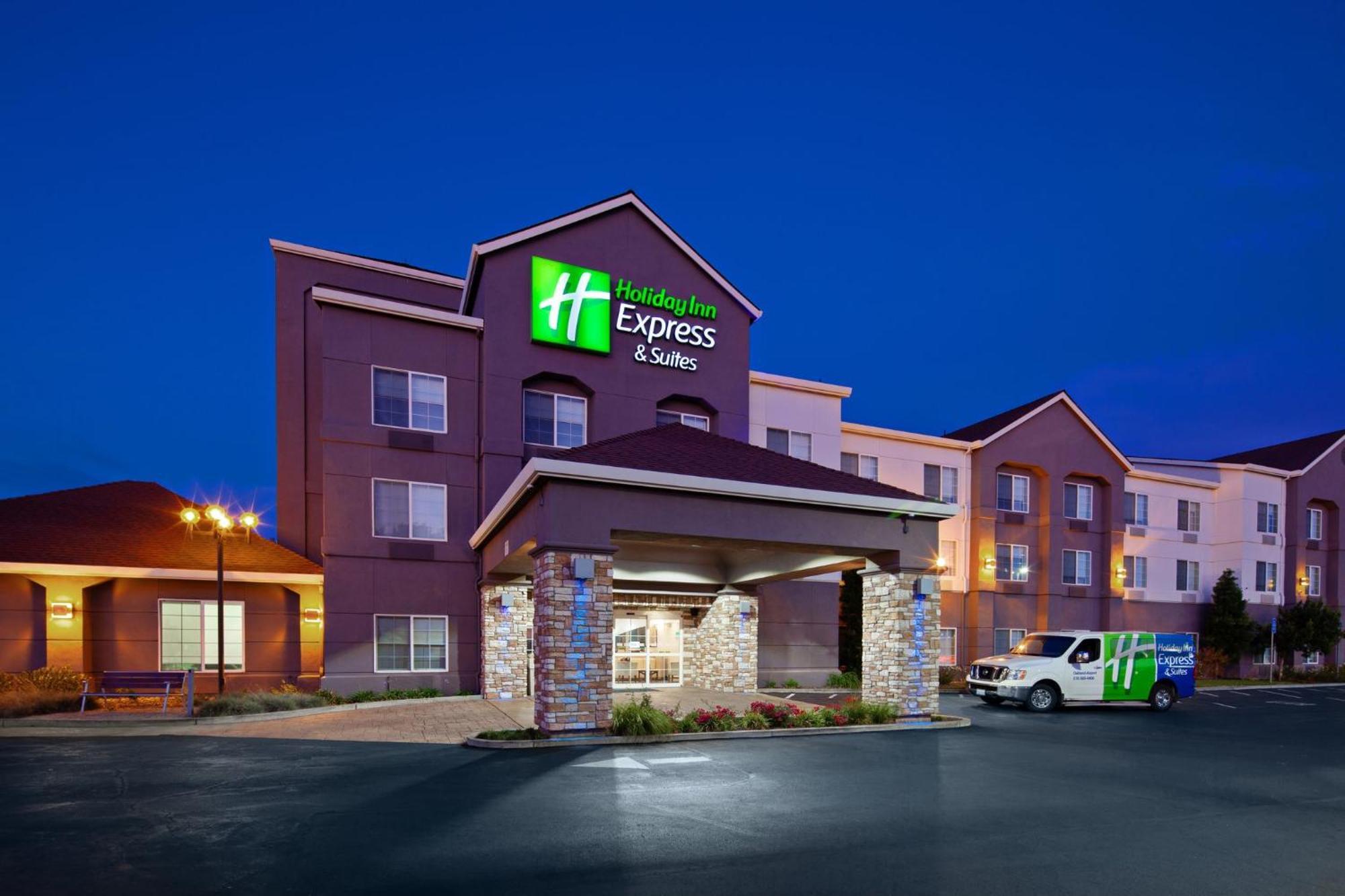 Holiday Inn Express & Suites Oakland - Airport By Ihg Dış mekan fotoğraf